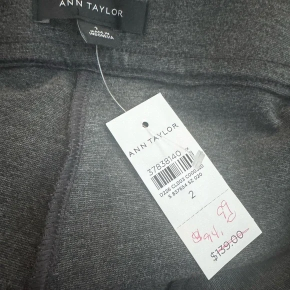 Ann Taylor Charcoal A-Line Skirt - Picture 4 of 5